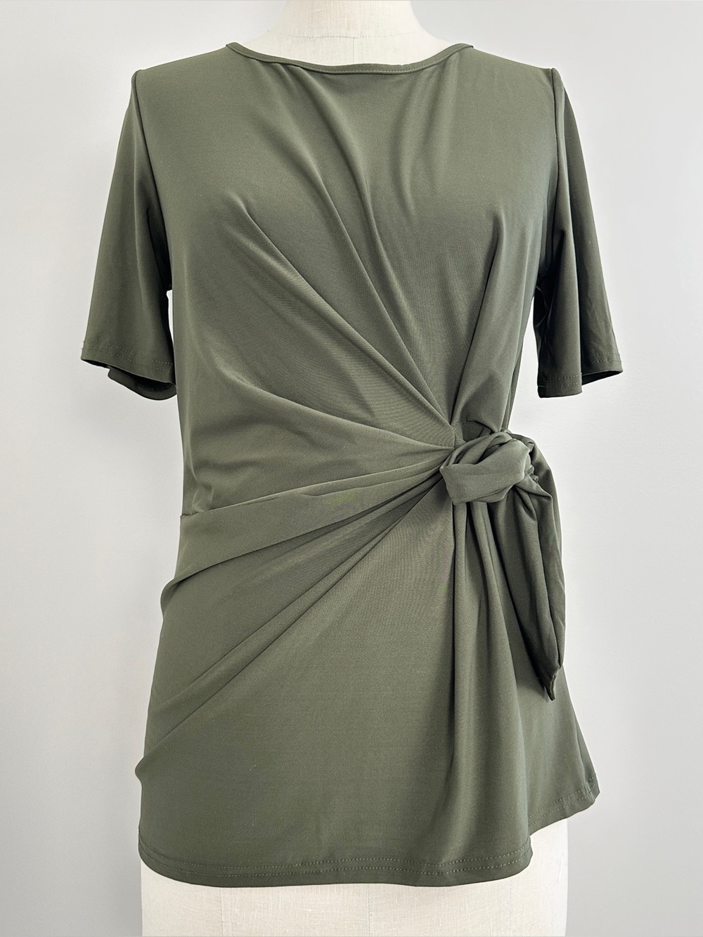 Women's DKR & Co Green Short Sleeve Tie-Front Top Size S New